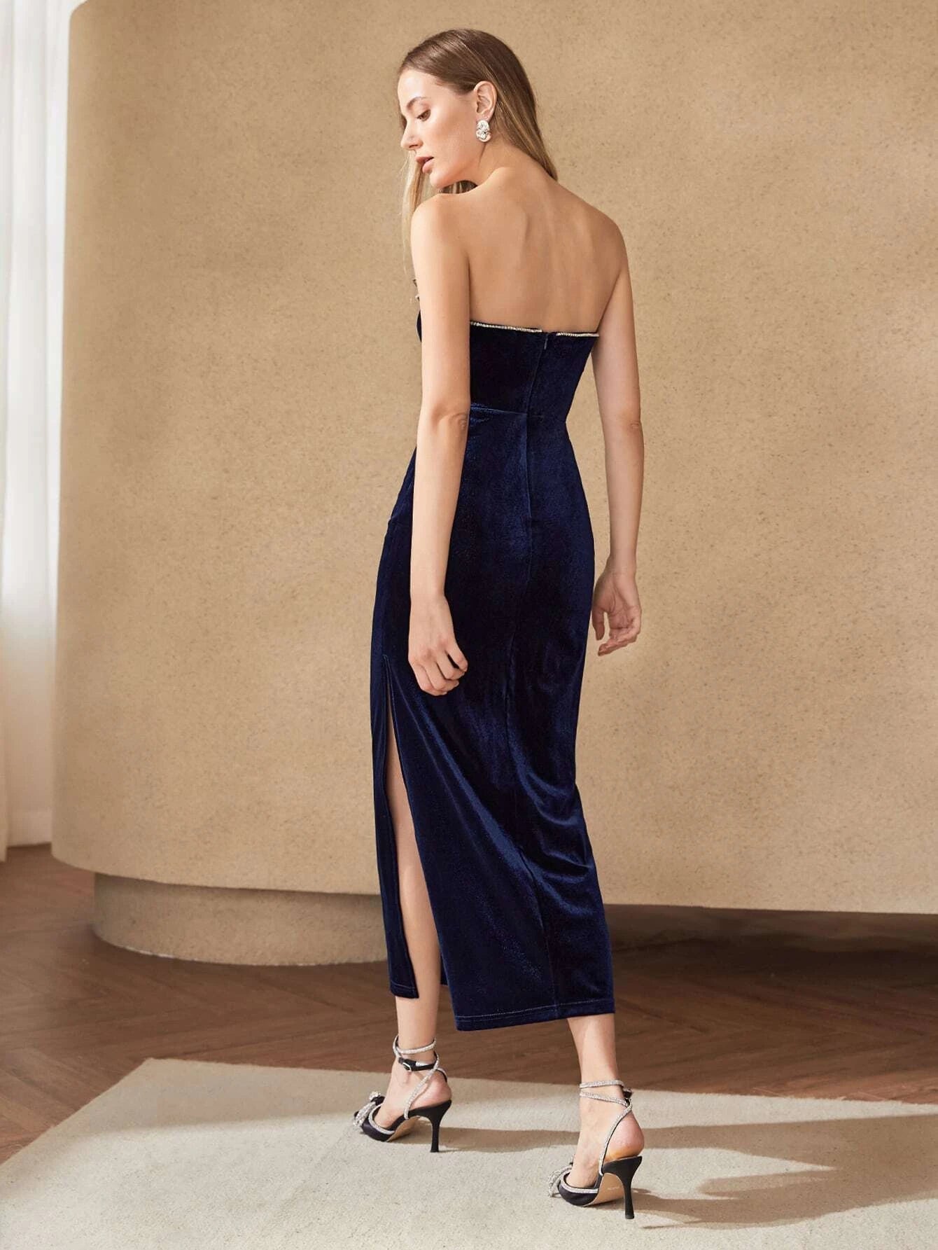 MOTF PREMIUM VELVET RHINESTONE FORMAL DRESS