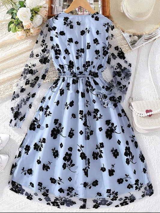 SHEIN فستان طباعة الأزهار اكمام منتفضة شبكة ياقة متداخلة للفتيات المراهقاتI