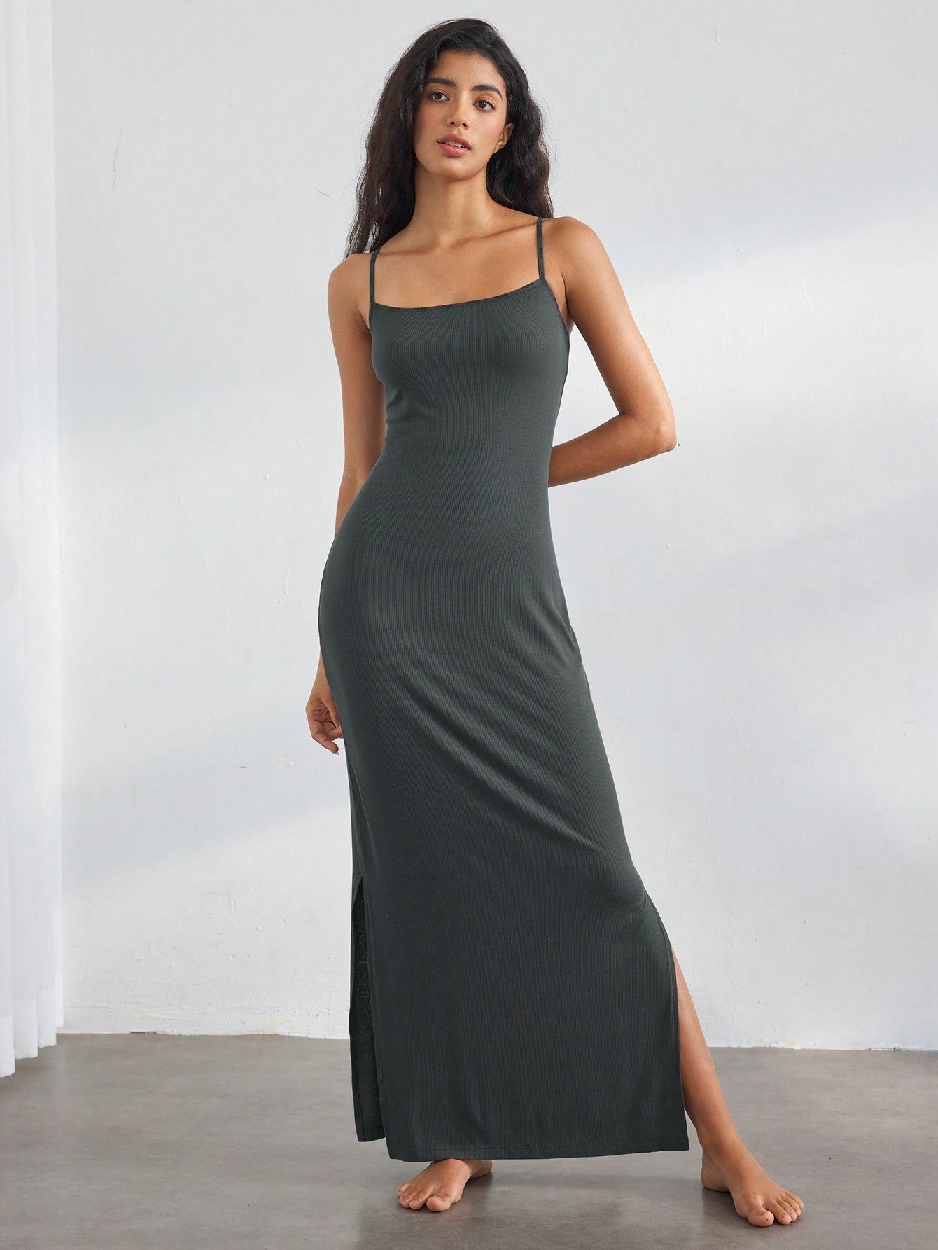 Leisure Summer Casual Solid Color Sleeveless Long Home Dress with Side Slit, Slim Fit