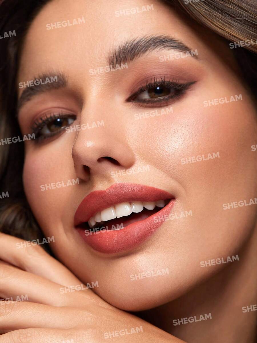 SHEGLAM أحمر شفاه سائل فاتح مطفي - دامسل الطويل الأمد عالي الصباغة مغذي بزيت دوار الشمس