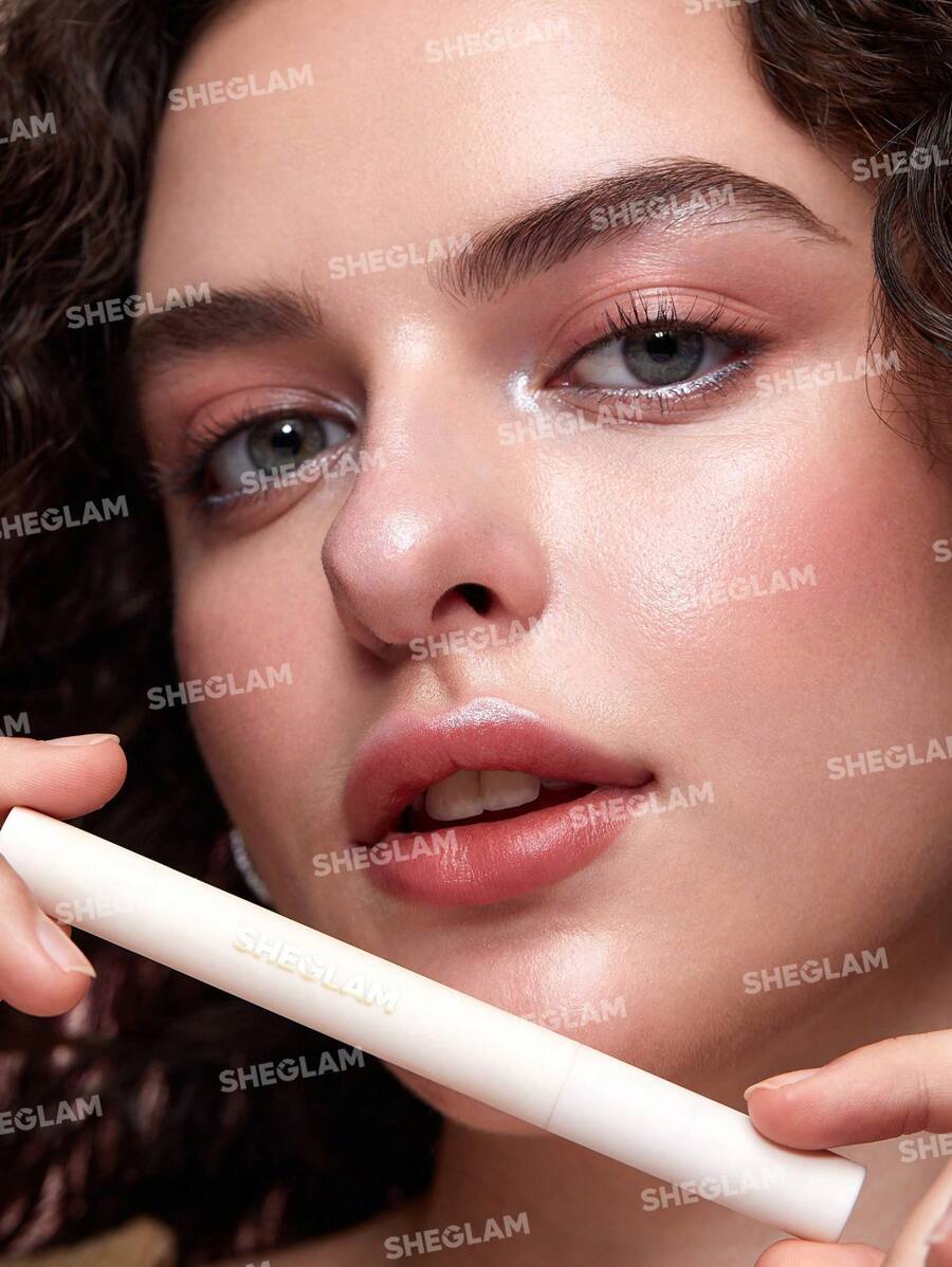 SHEGLAM قلم تحديد العيون لامع