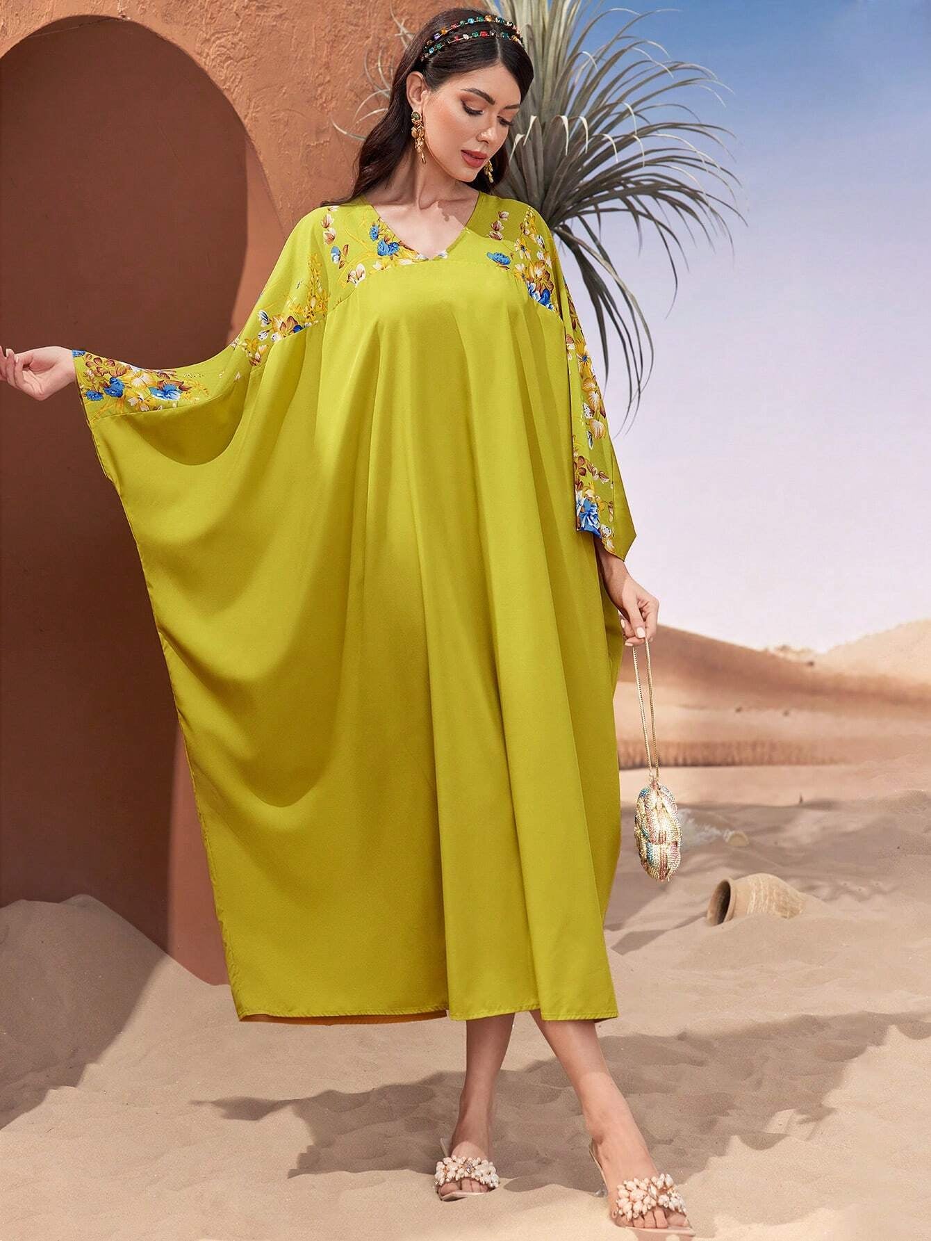 Najma Batwing Sleeve Dress with Plant Pattern Print