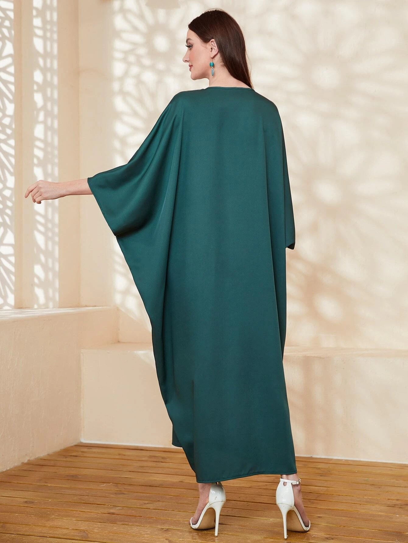 Najma Contrast Geo Tape Batwing Sleeve Kaftan
