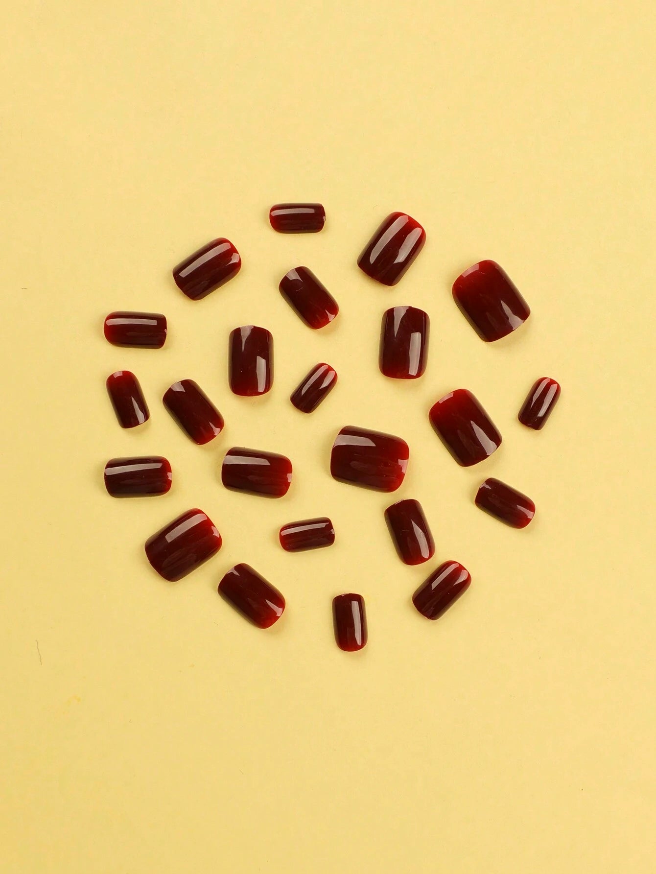 24Pcs Short Minimalist Solid Color False Nails Set for Nail Art Including Red Nails, 1Pc Jelly Glue and 1Pc Nail File