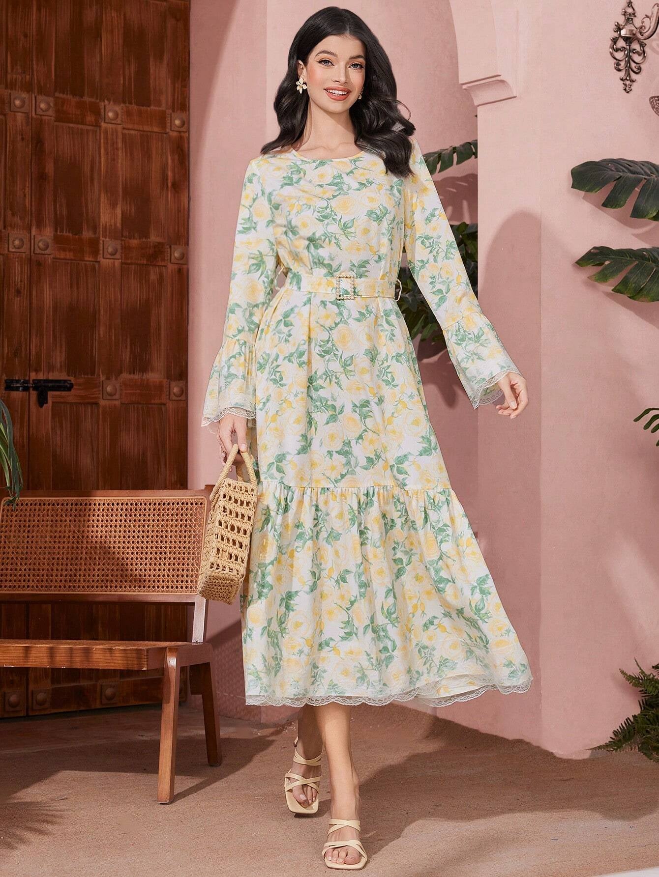 Modely Women'S Floral and Lace Combined Printed Dress