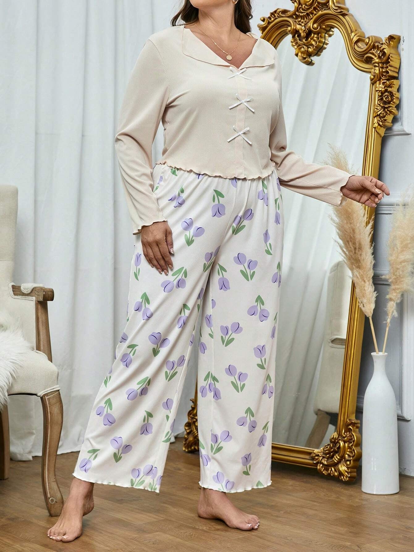 Plus Floral Print Lettuce Trim PJ Set