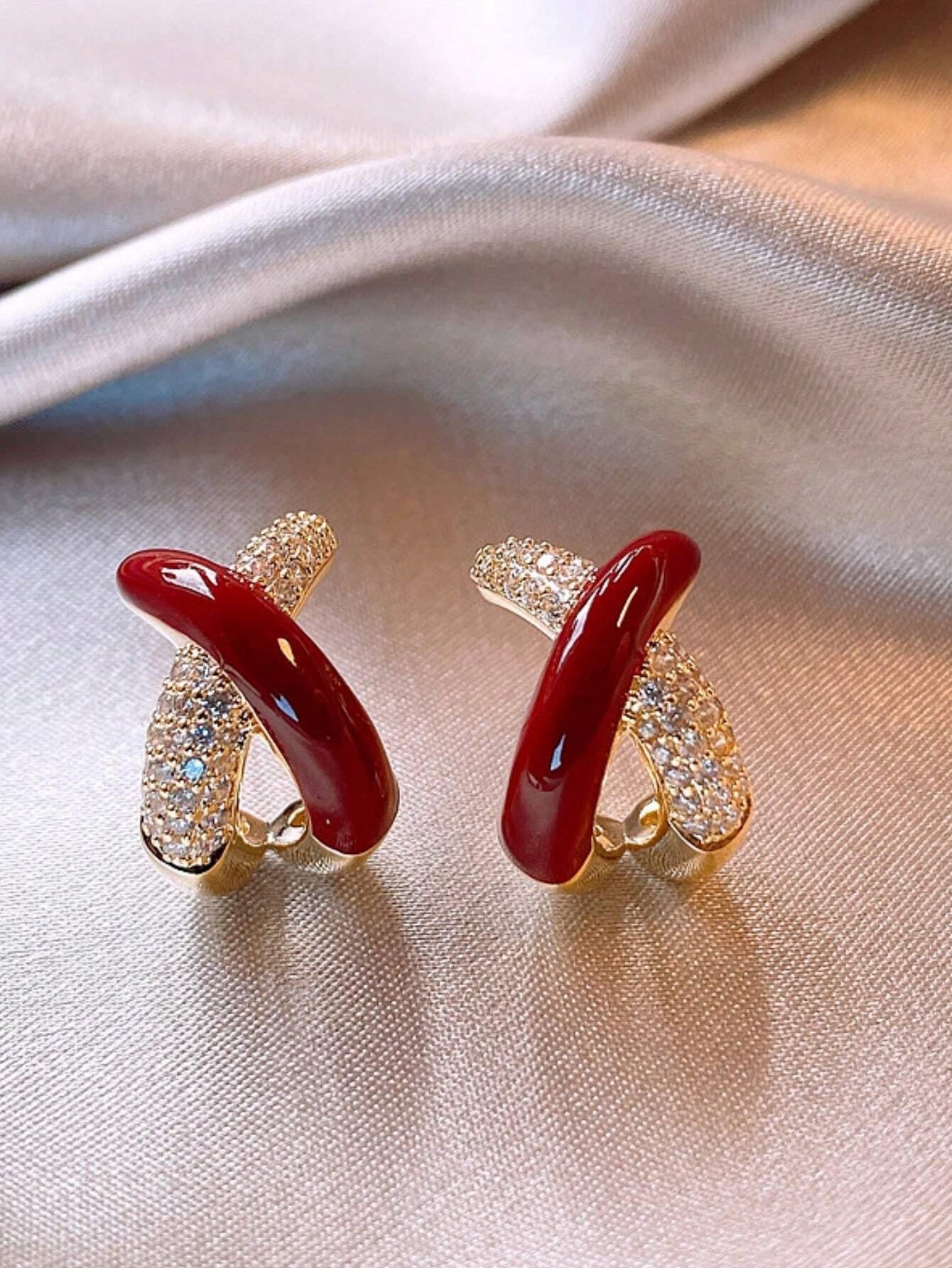 Korean Ins Style Red Cross 925 Sterling Silver Needle Stud Earrings with Unique Design, High-End Women'S Earrings 2023