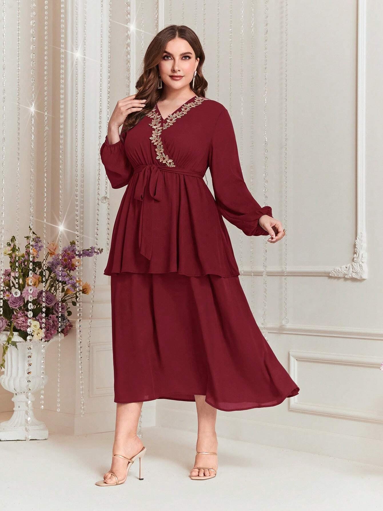 Modely plus Size Embroidered Decor Lantern Sleeve Dress