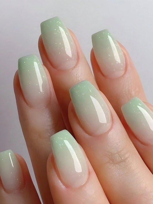 Upgrade Your Appearance: 24Pcs/Set Short Oval Shaped Ice-Clear & Pink & White Ombre False Nails, Suitable for Party, Dance & Daily Style Wear