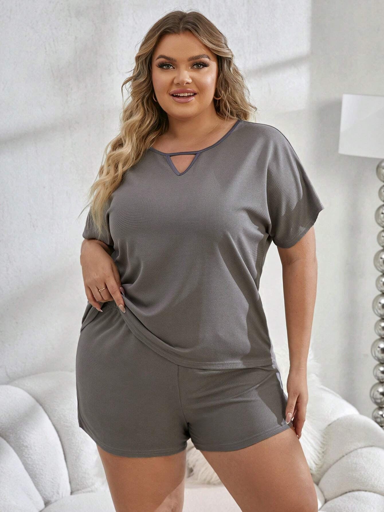Plus Size Monochrome Waffle Plaid Pajama Set