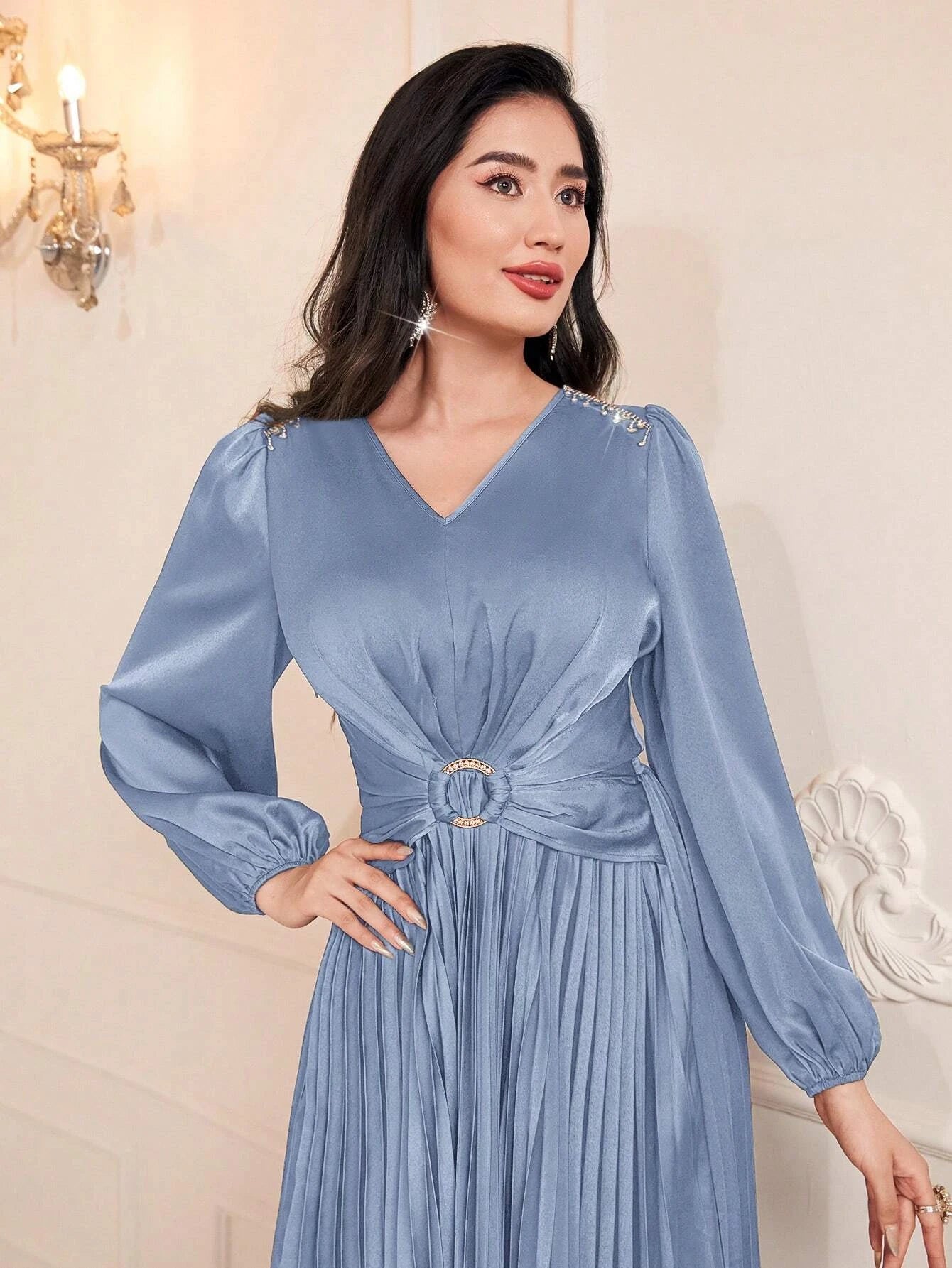 Modely Lantern Sleeve Pleated Hem Dress