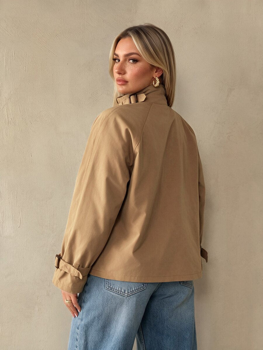 SHEIN Auralis معطف ترنش للمقاسات الكبيرة مزدوج الصدر بياقة واقفة وأكمام طويلة