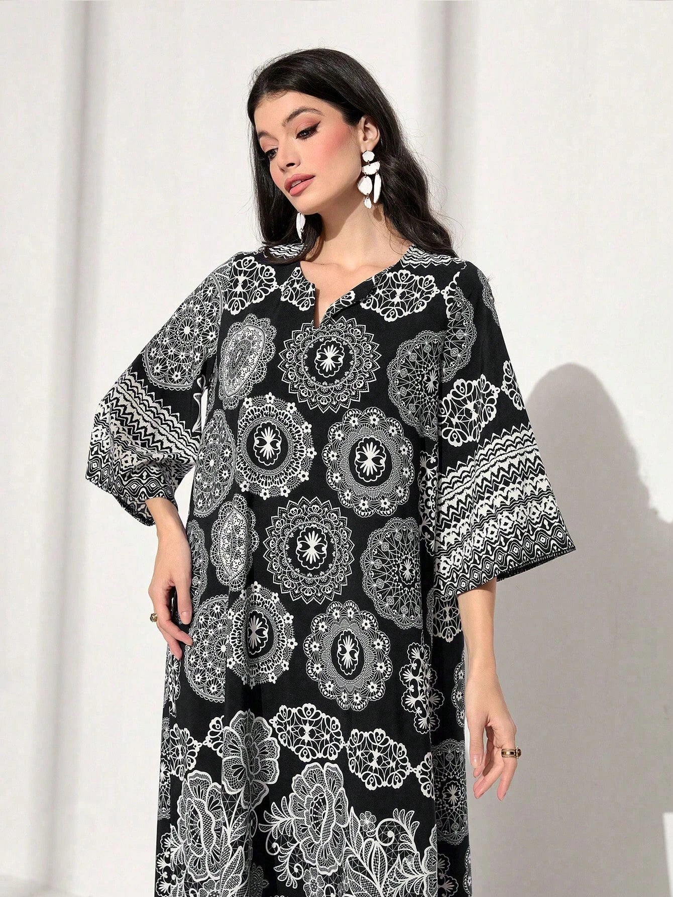 Najma Floral Print Notched Neckline Kaftan