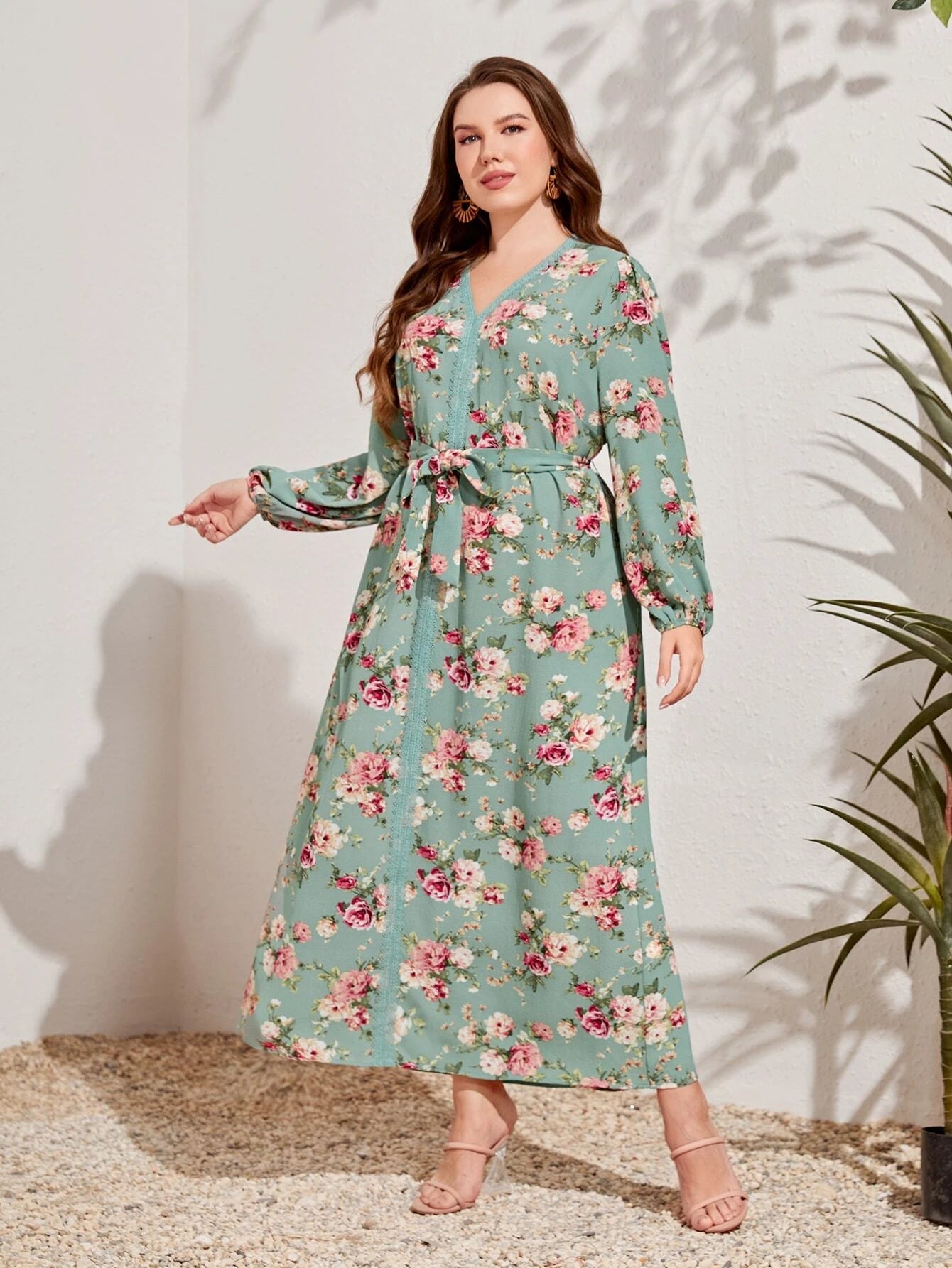Mulvari plus Size Floral Print Lace Trim Lantern Sleeve Dress