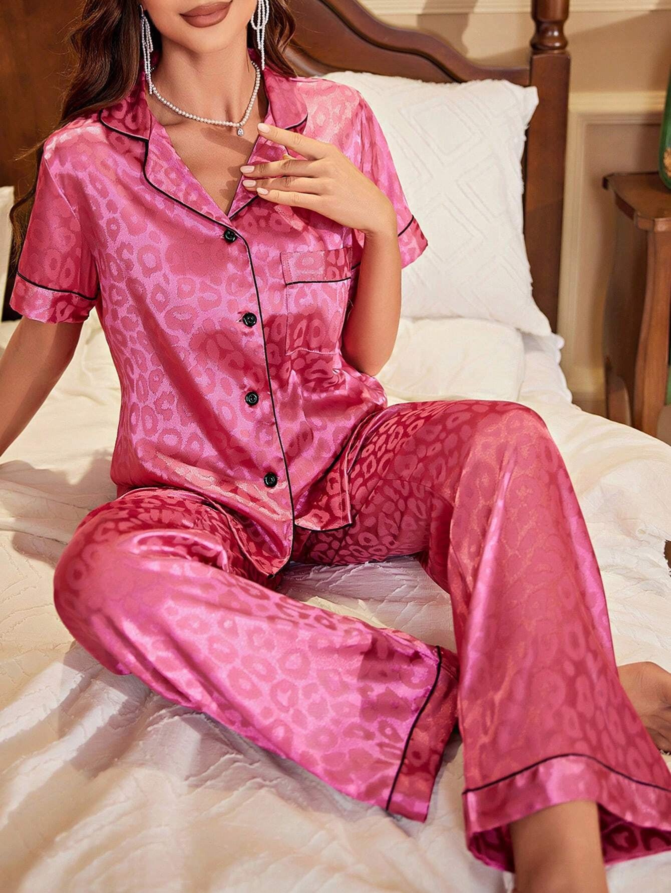 Color Block Leopard Print Jacquard Satin Pyjama Set with Rolled Hem