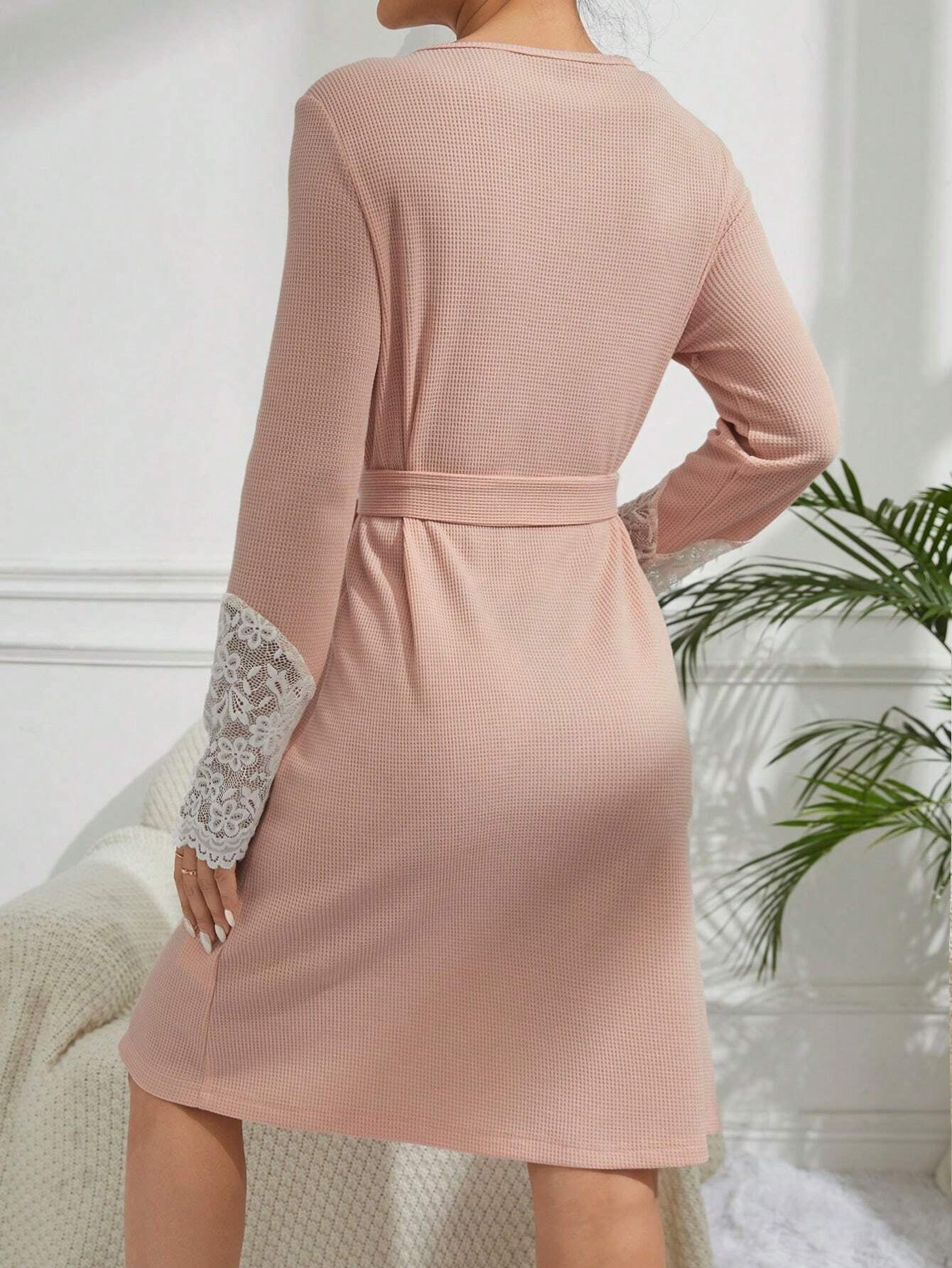 Women'S Lace Patchwork Belted Robe