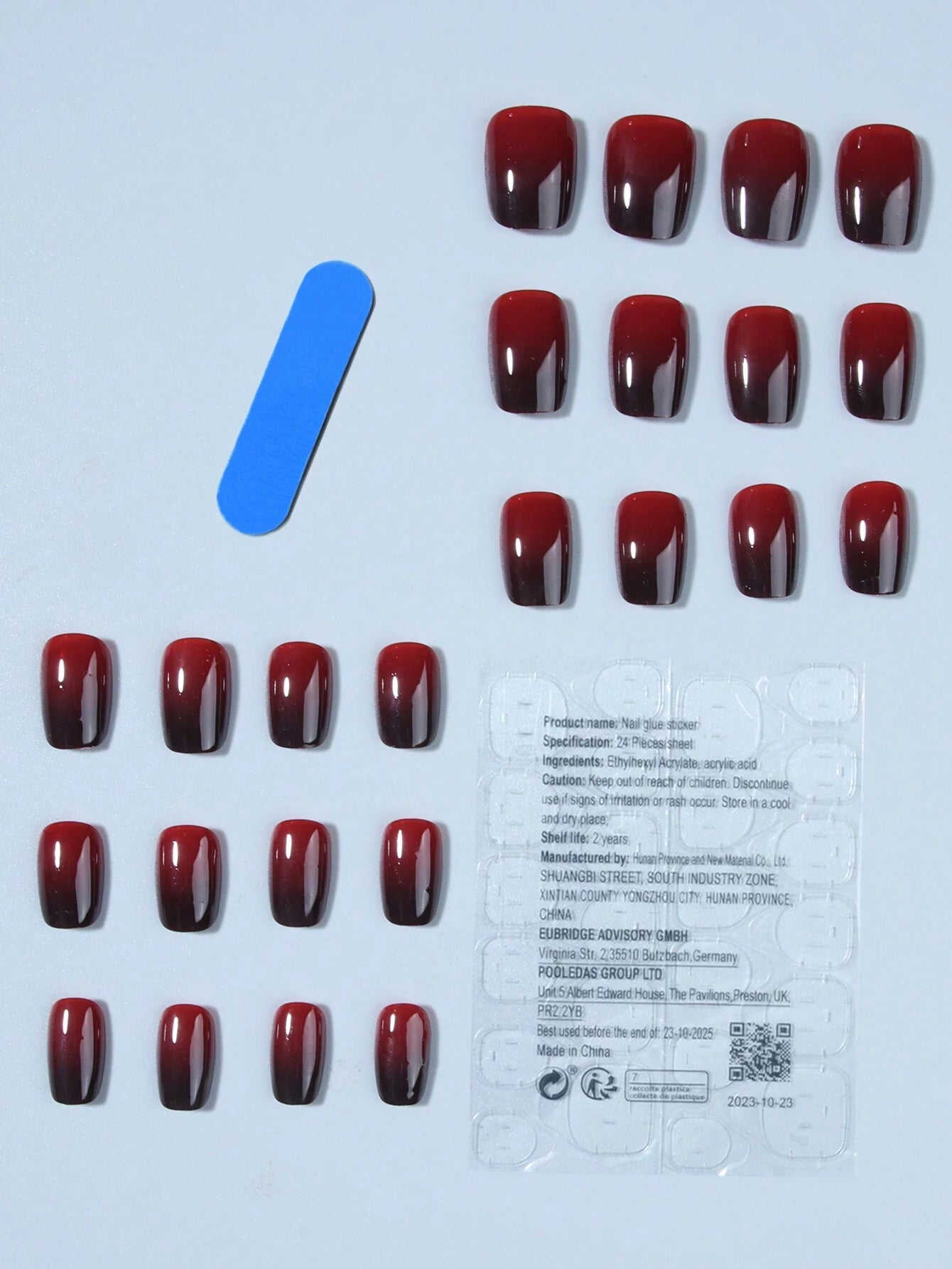 Elevate Your Style With,24Pcs Short Square Black Gradient Gradation Design Fake Nail Set,Contain 1Pcs Jelly Glue and 1Pcs Nail File, for Daily Wear by Women and Girls