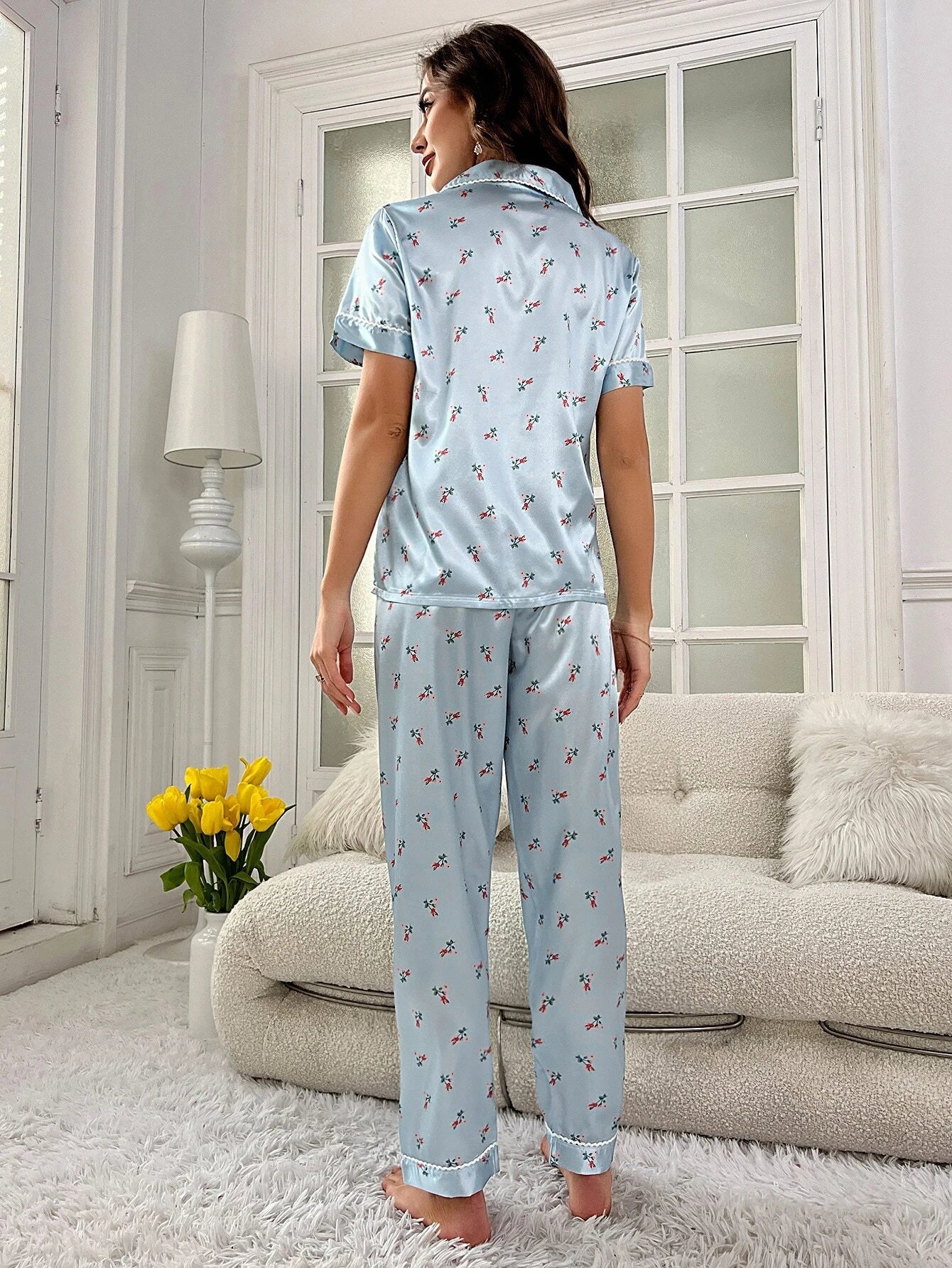 Ditsy Floral Contrast Piping Satin PJ Set