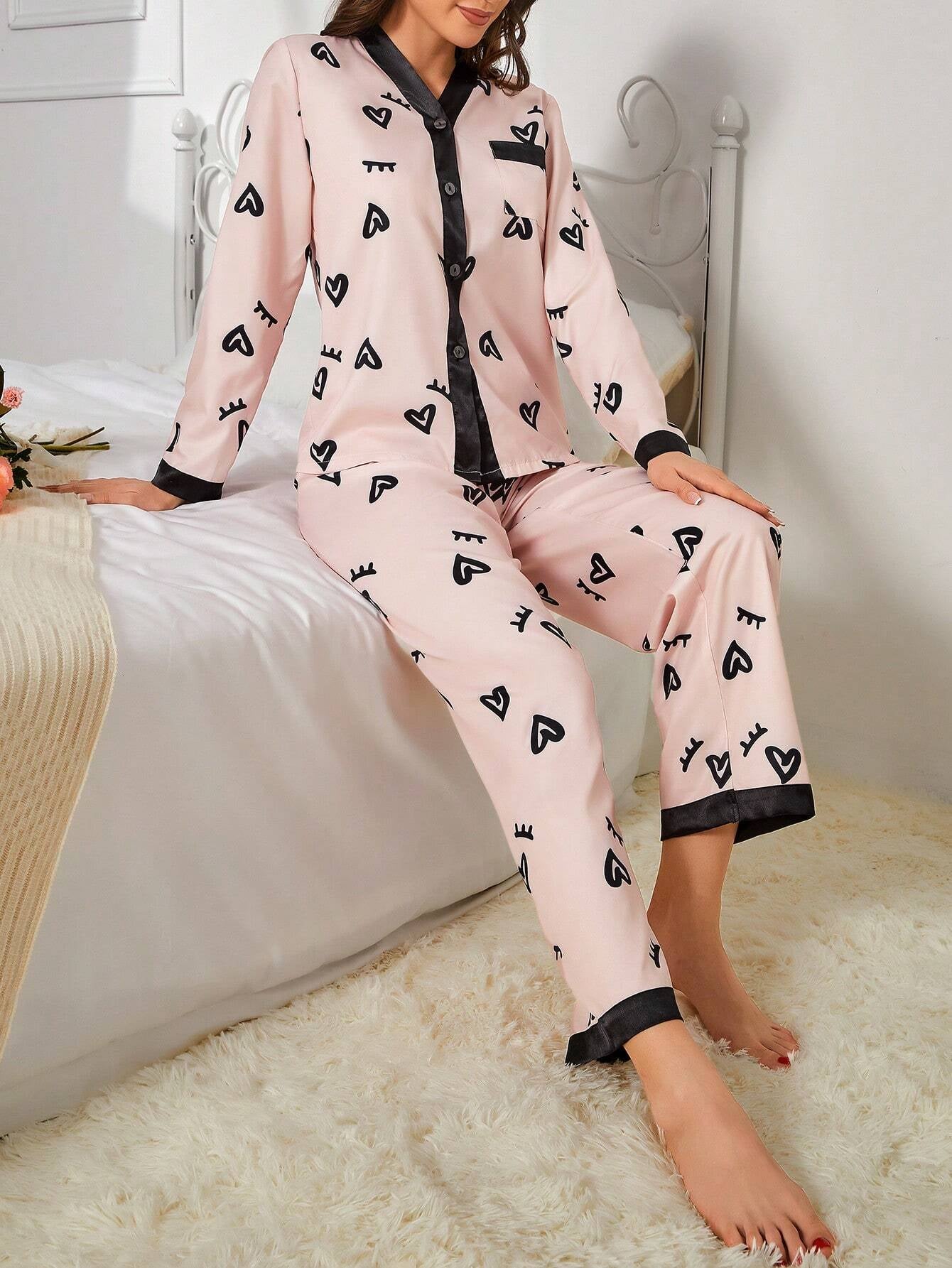 Women'S Eyelash & Heart Print Pajama Set