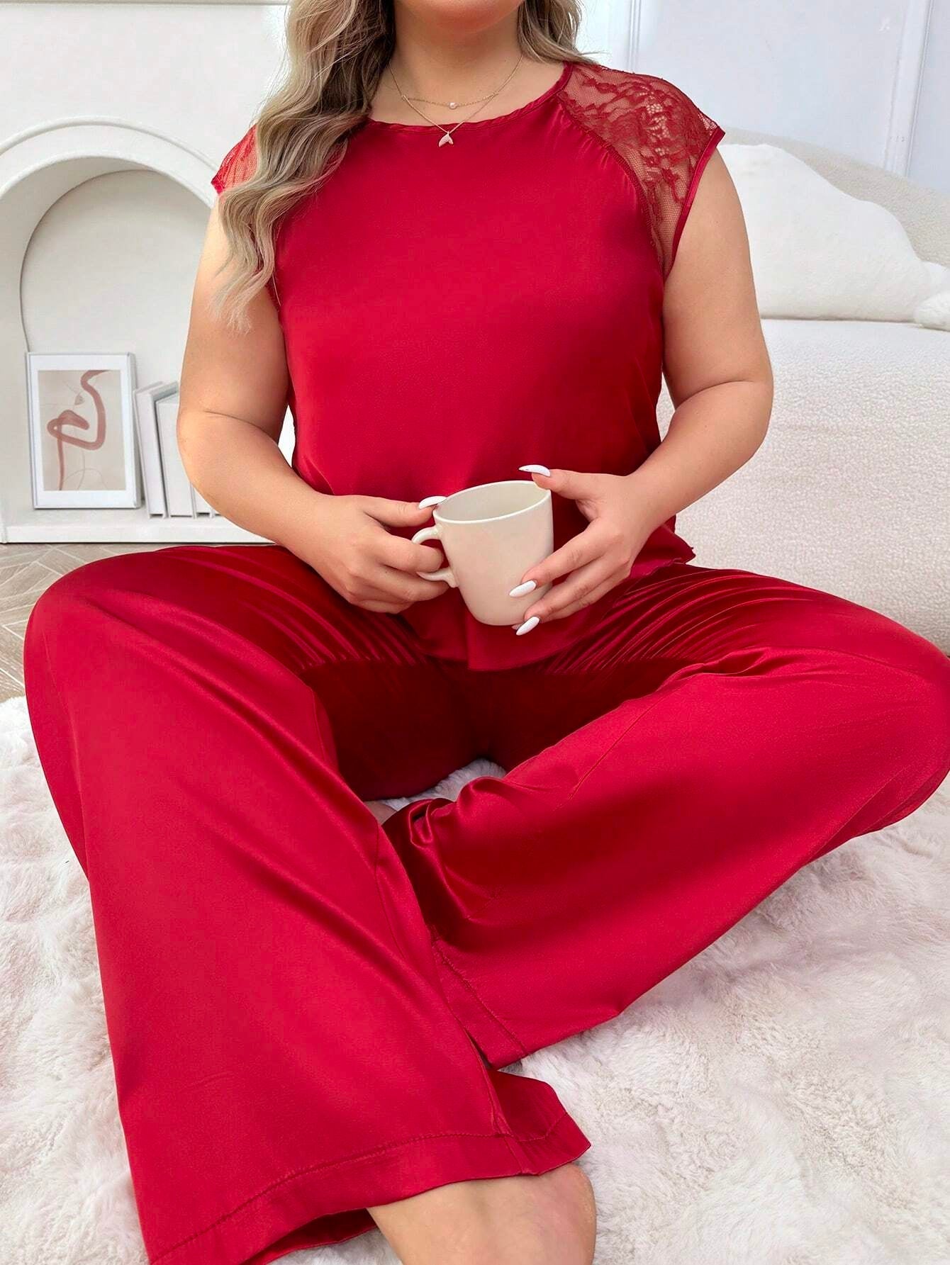 Plus Size Women Backless Lace Panel Satin Pajama Set with Sleeves and Pants