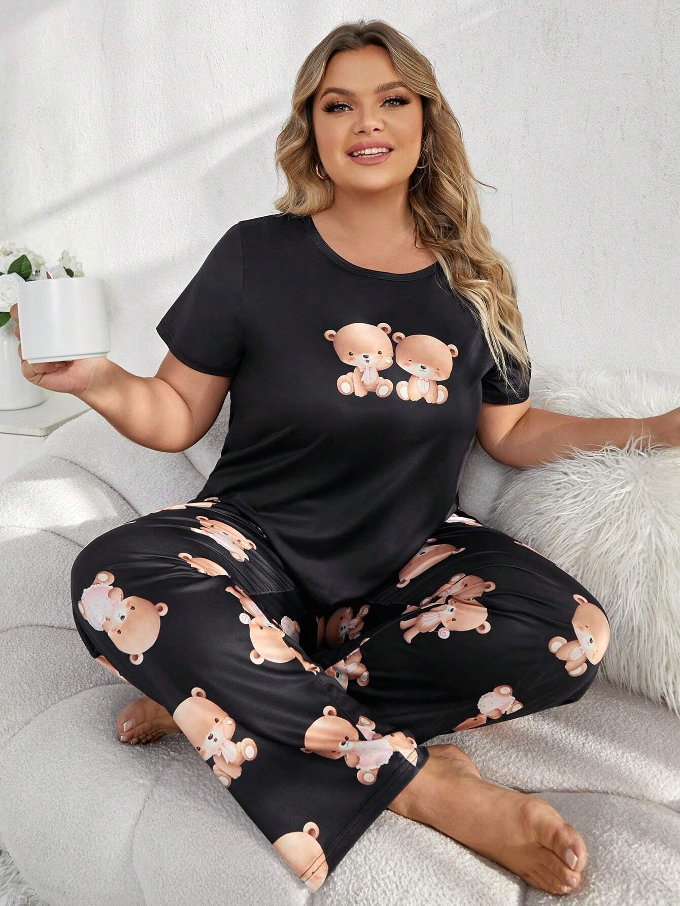 Plus Size Bear Print Homewear Suit