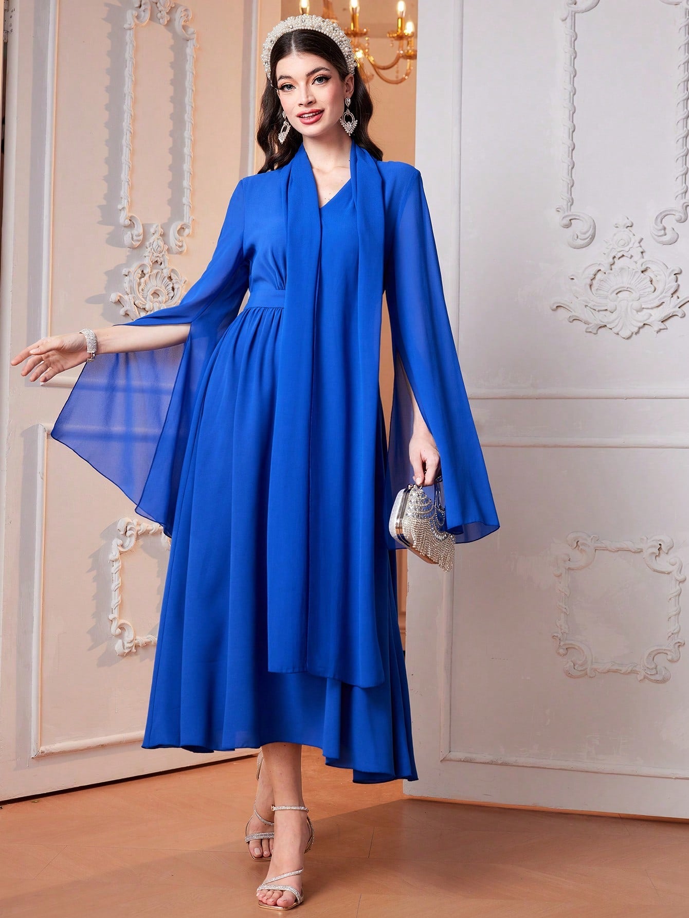 Modely Women'S Solid Color Cape Sleeve Dress