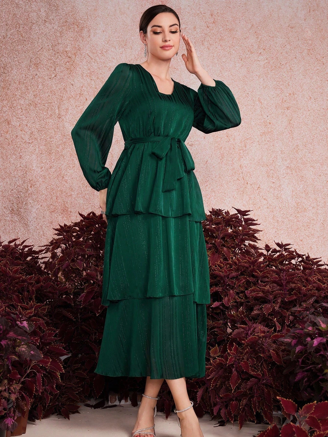 Modely Ladies' Solid Color V-Neck Lantern Sleeve Dress