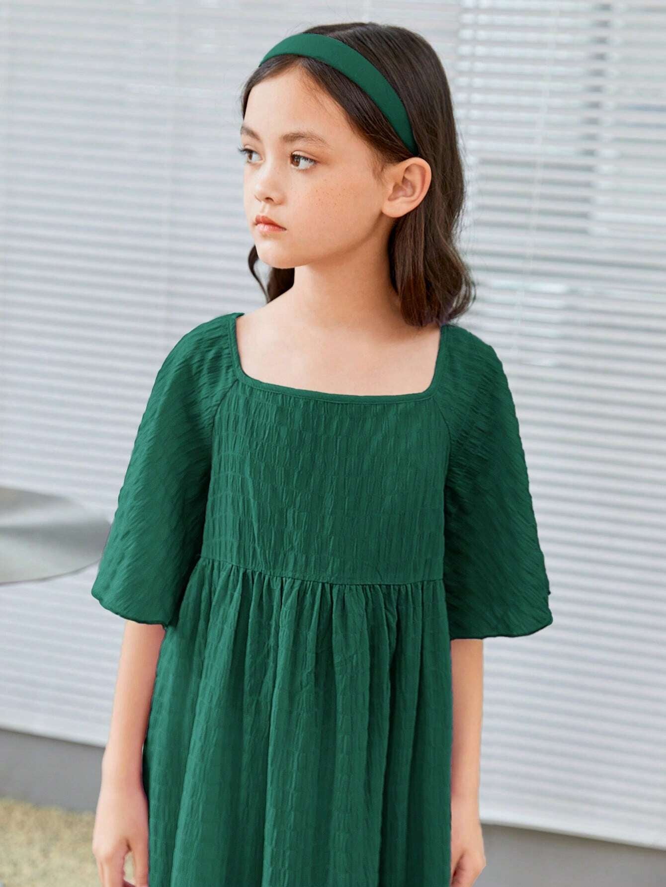 Tween Girl Solid Loose-Fit Elegant Dress with Square Neckline, Cap Sleeves, Suitable for Spring & Summer