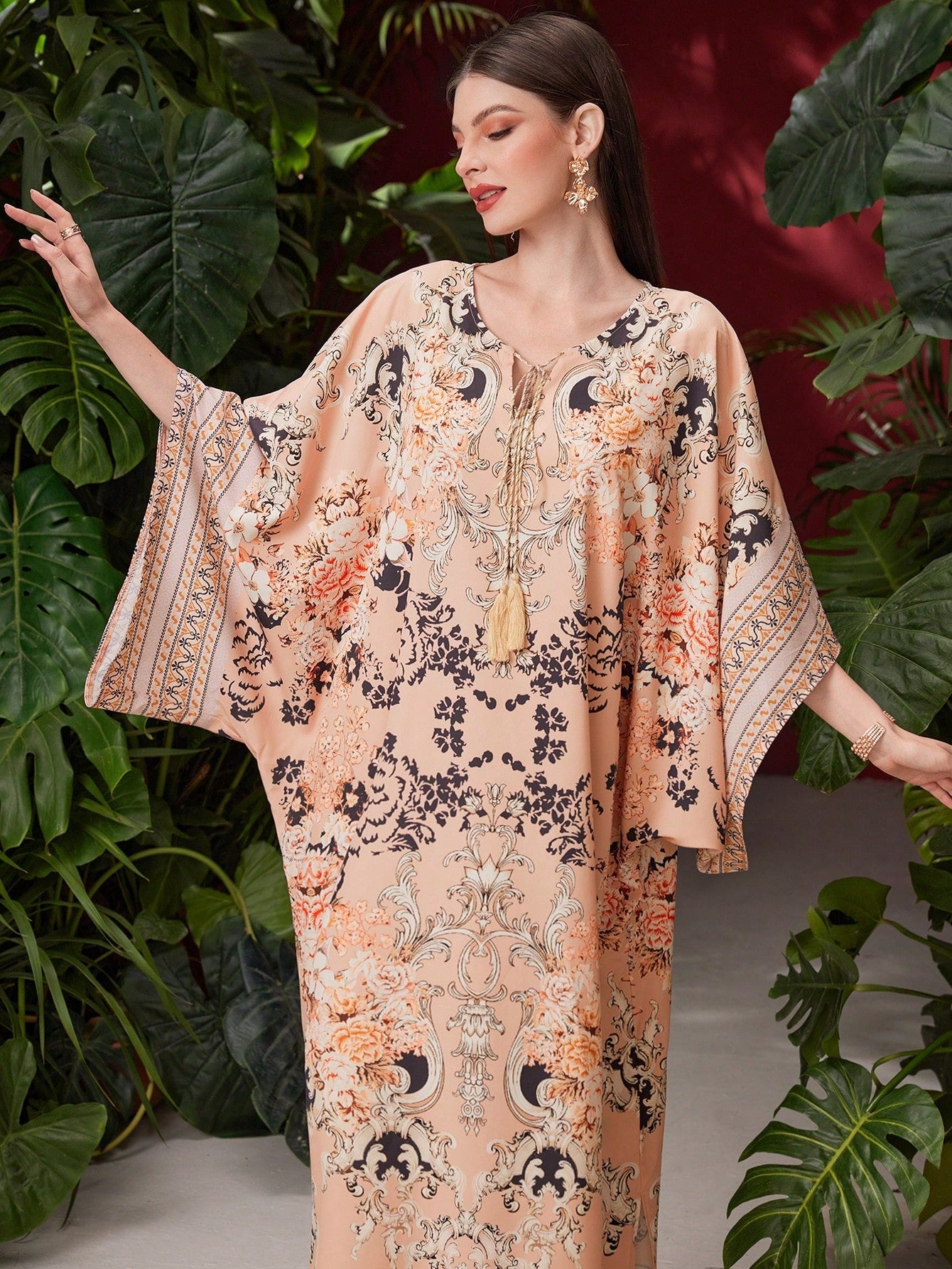 Najma Ladies' Floral Printed Batwing Sleeve Arab Style Dress