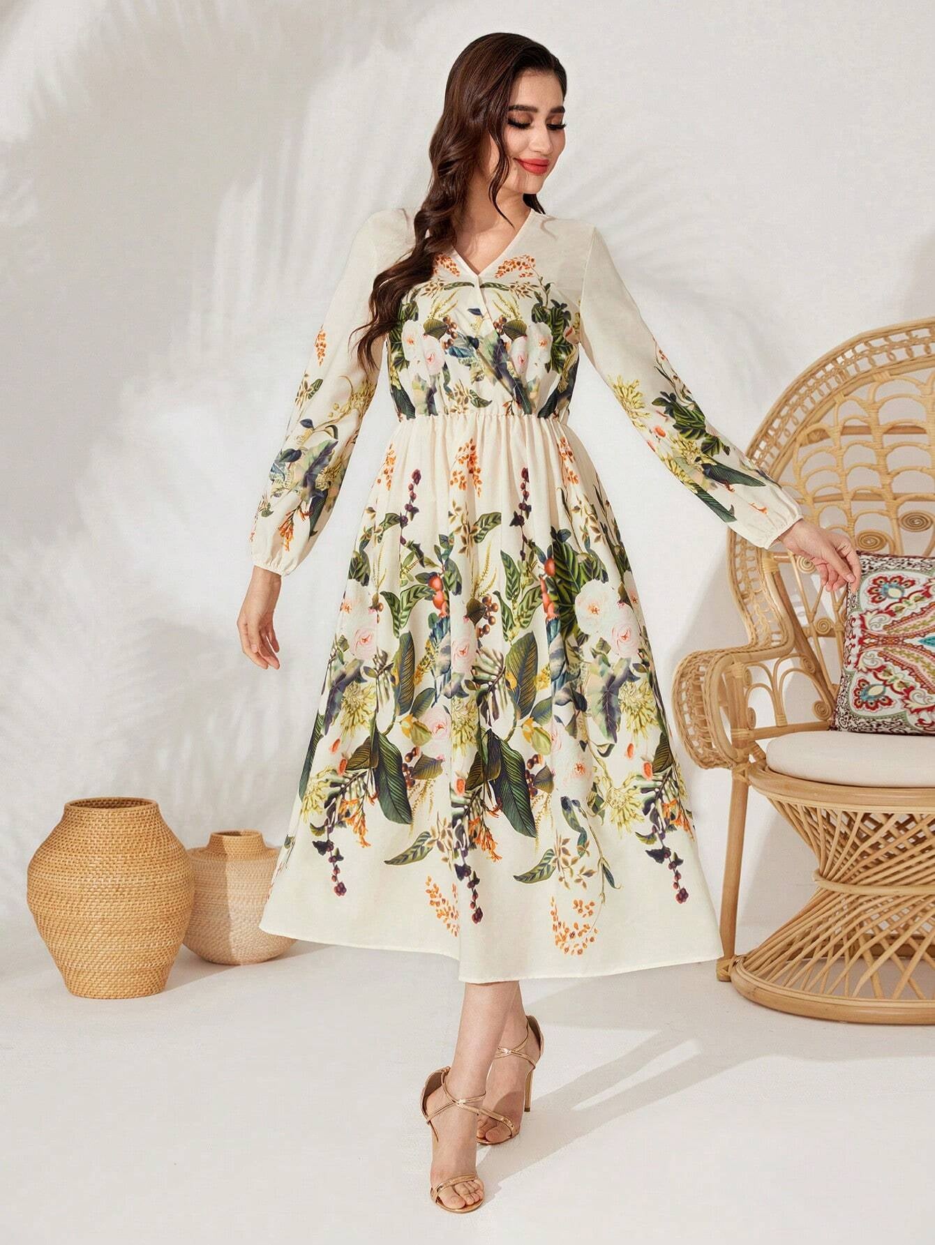 Mulvari Plant Printed Long Sleeve Dress