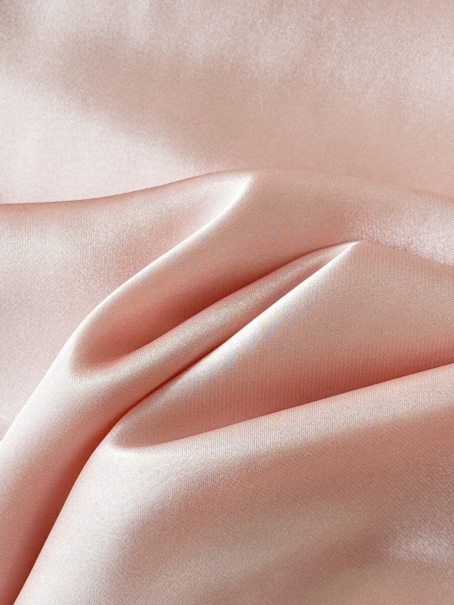 SHEIN Snug Zone طقم فستان نوم قطعتين من الساتان والدانتيل