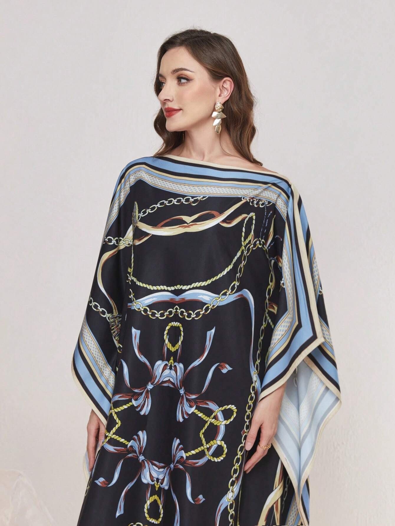 Najma Chain Print Bat-Wing Sleeve Kaftan