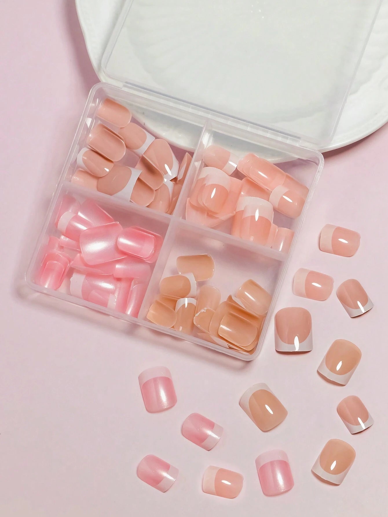 96Pcs(4Colors) Short Square Press on Nails Acrylic Short Fake Nails Full Cover Black and White French Designs Shiny Glue on Nails False Nail as Gift for Women and Girls with Storage Box