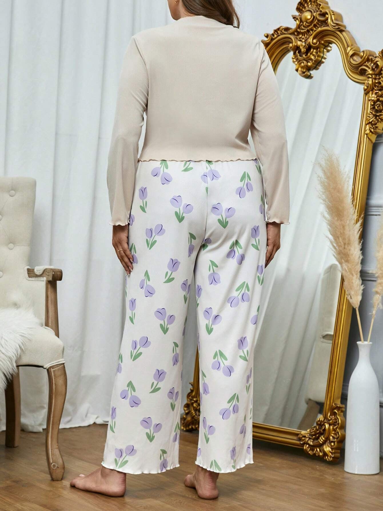 Plus Floral Print Lettuce Trim PJ Set