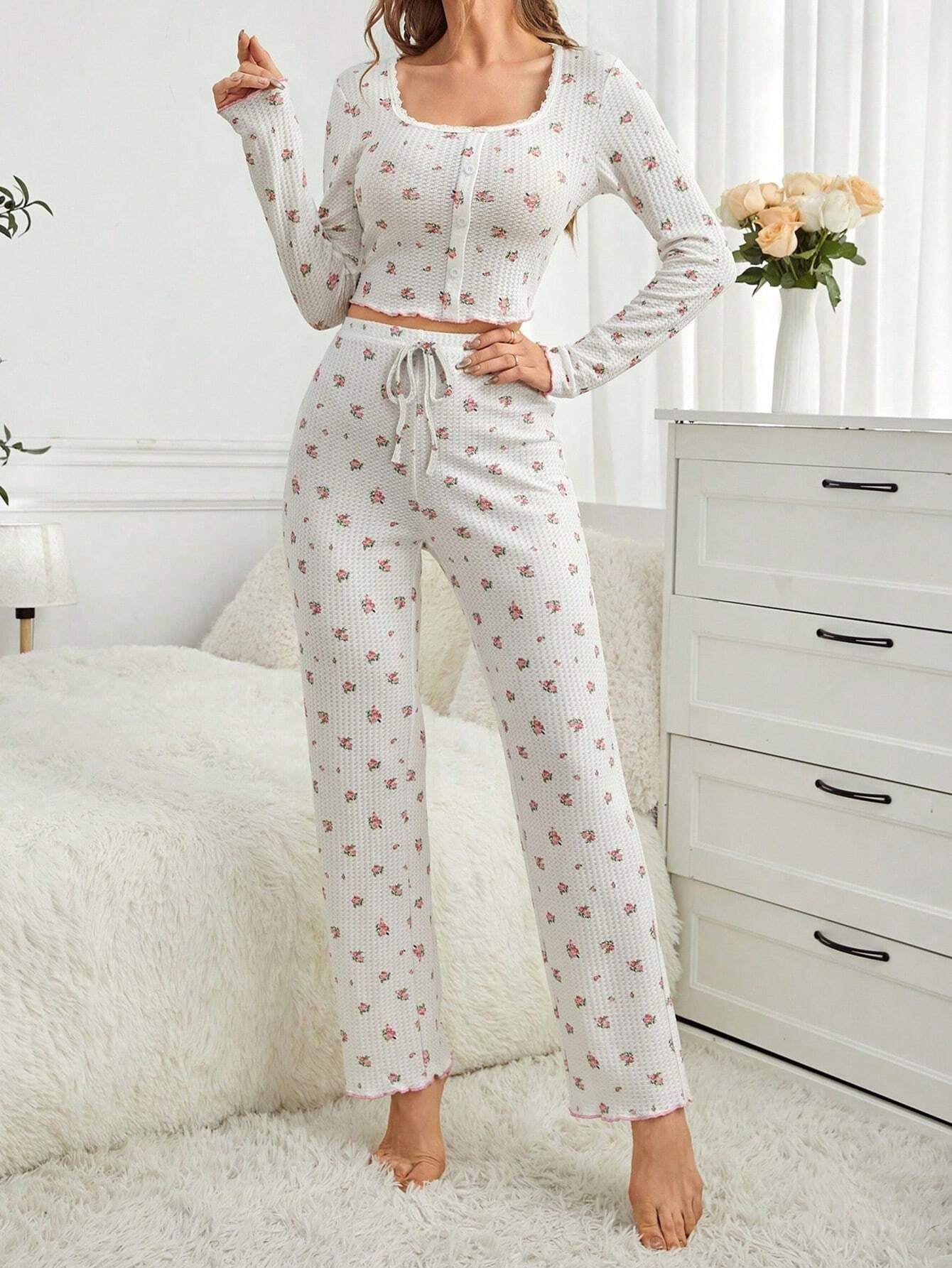 Women'S Floral Print Lettuce Edge Pajama Set