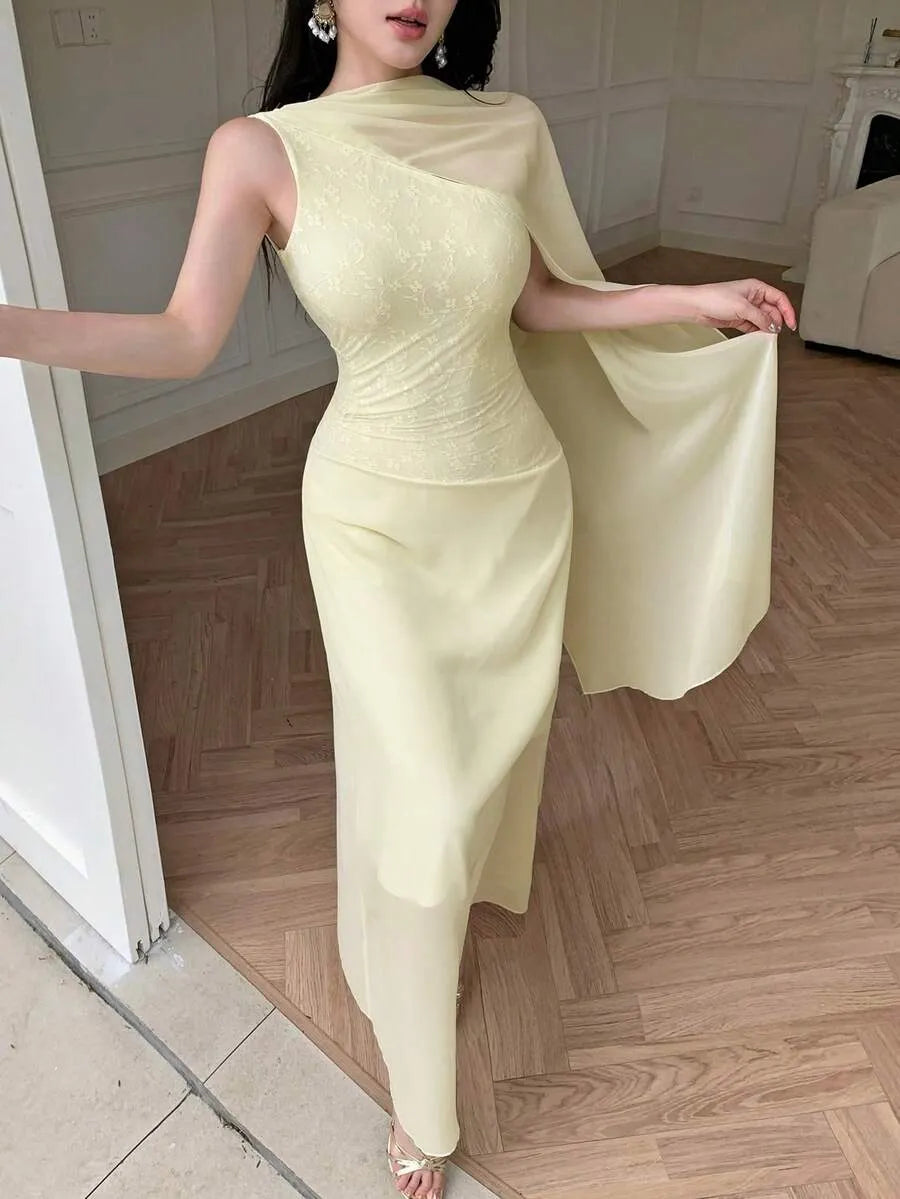 SHEIN Celisse Petite فستان طويل دانتيل بتطريز كروشيه ولون أصفر