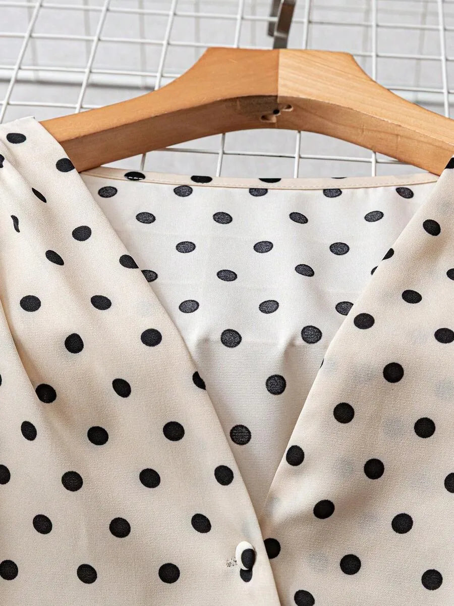 SHEIN GlowEve بلوزة نسائي وأكمام منتفخة بنقاط برباط خصر وأزرار جانبية