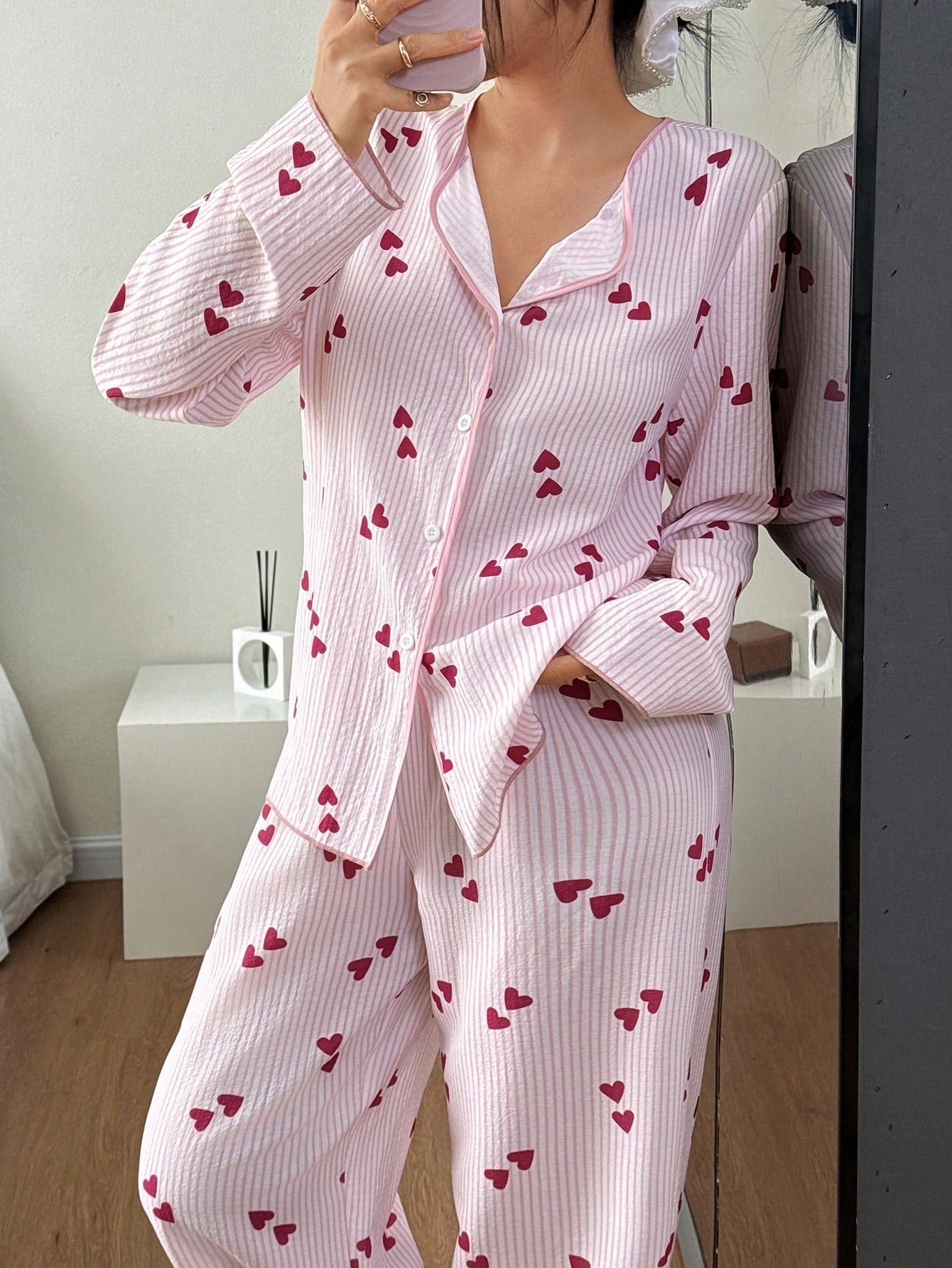 SHEIN Snug Zone بيجامة نسائية كاجوال بعلوية مخططة وبنطلون بأكمام طويلة