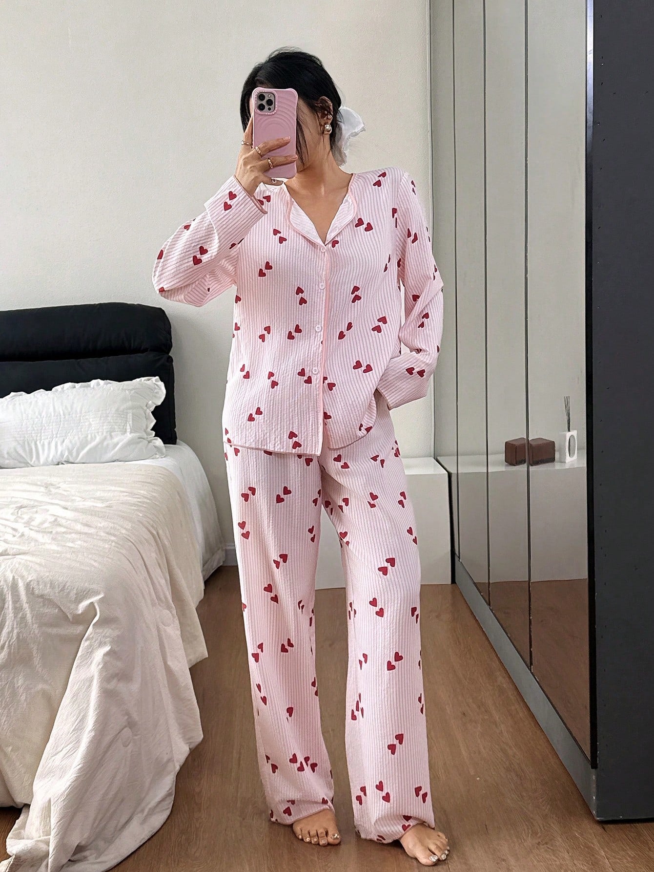 SHEIN Snug Zone بيجامة نسائية كاجوال بعلوية مخططة وبنطلون بأكمام طويلة