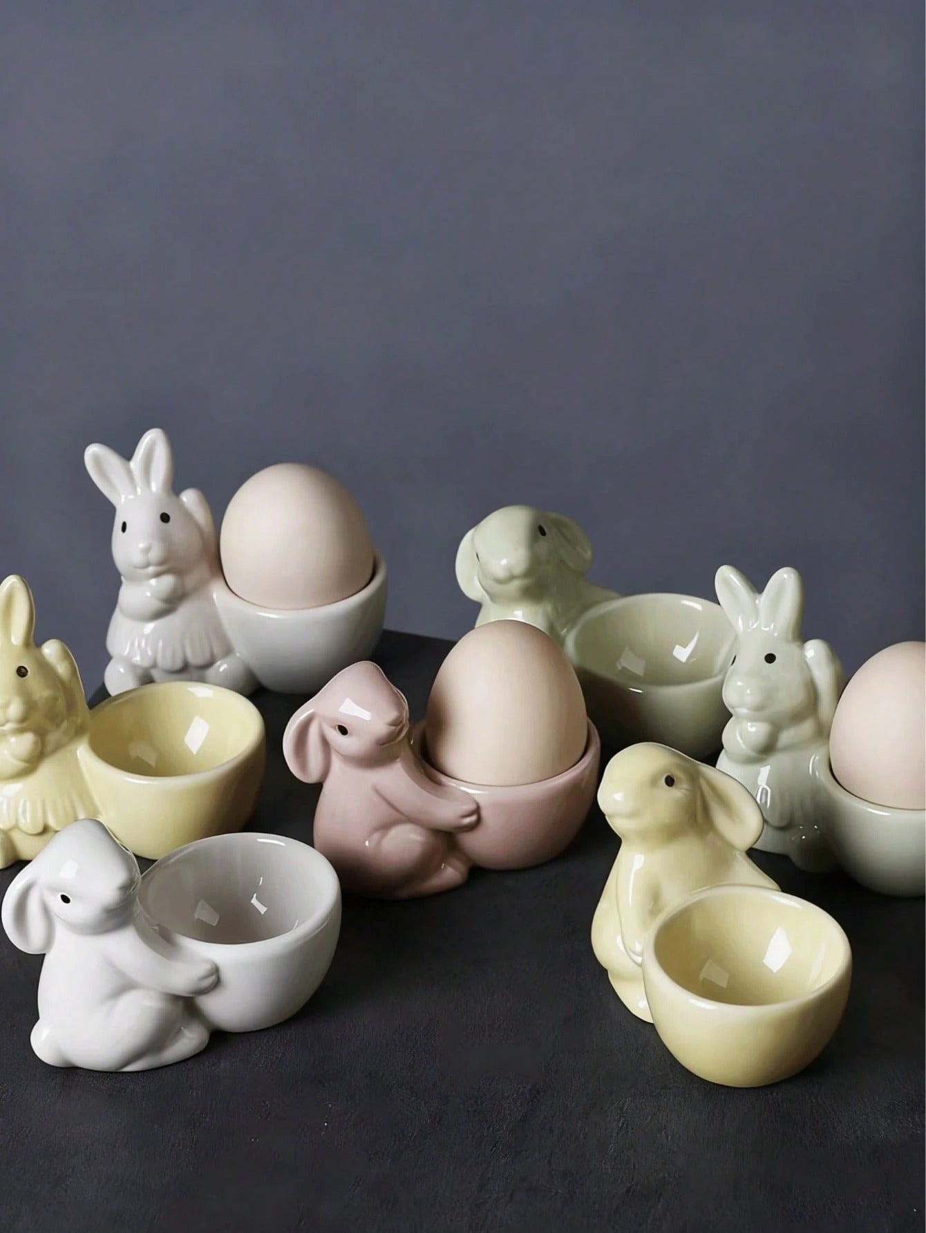 SHEIN كأس تخزين بيض بشكل أرنب من الراتنج للديكور المنزلي والمكتب