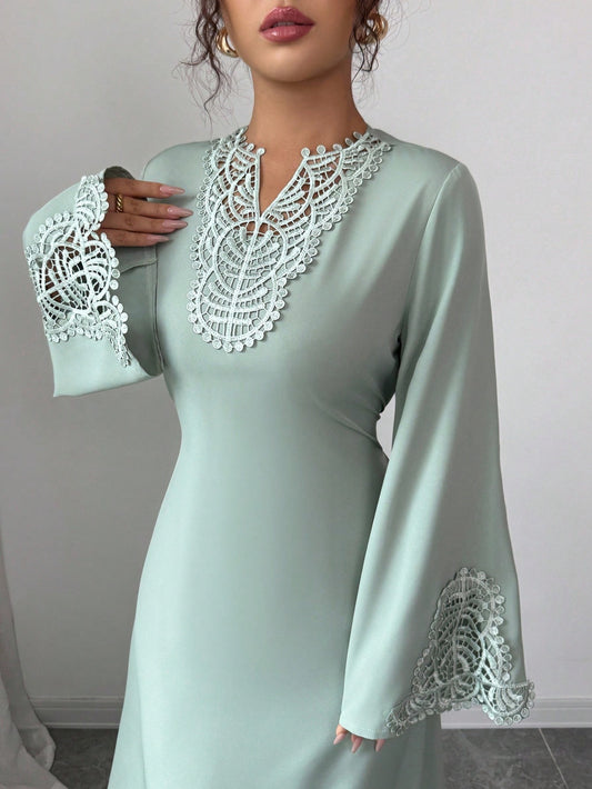 SHEIN Rafferiza رداء فضفاض بياقة V وكشكشة في الذيل وأكمام طويلة