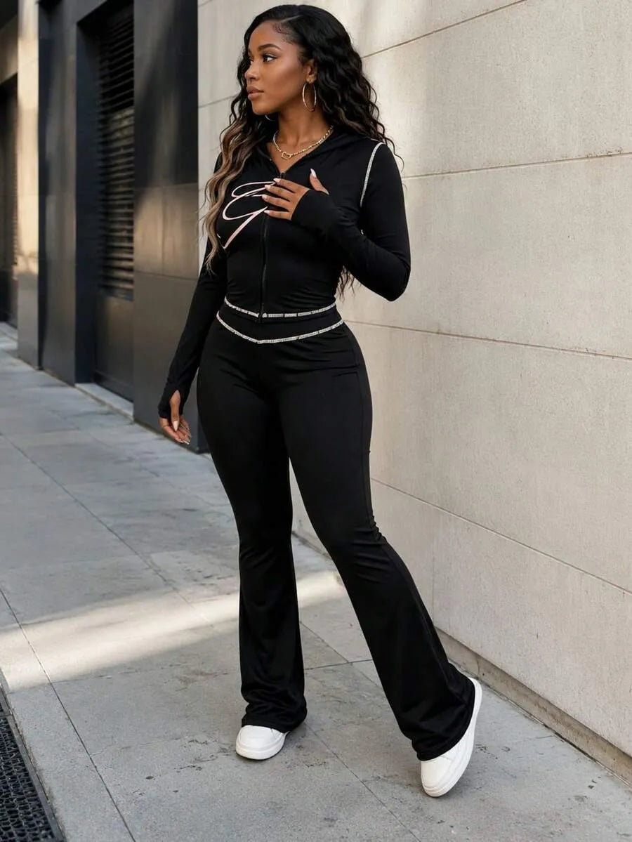 SHEIN طقم رياضي نسائي قطعتين هودي بسحاب وبنطال بلون الأسود