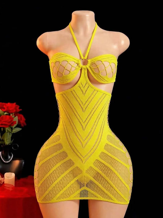 SHEIN ChaseTheNight قميص نوم نسائي قصير مفرغ وشفاف بظهر مكشوف وحمالة رقبة بلون أصفر