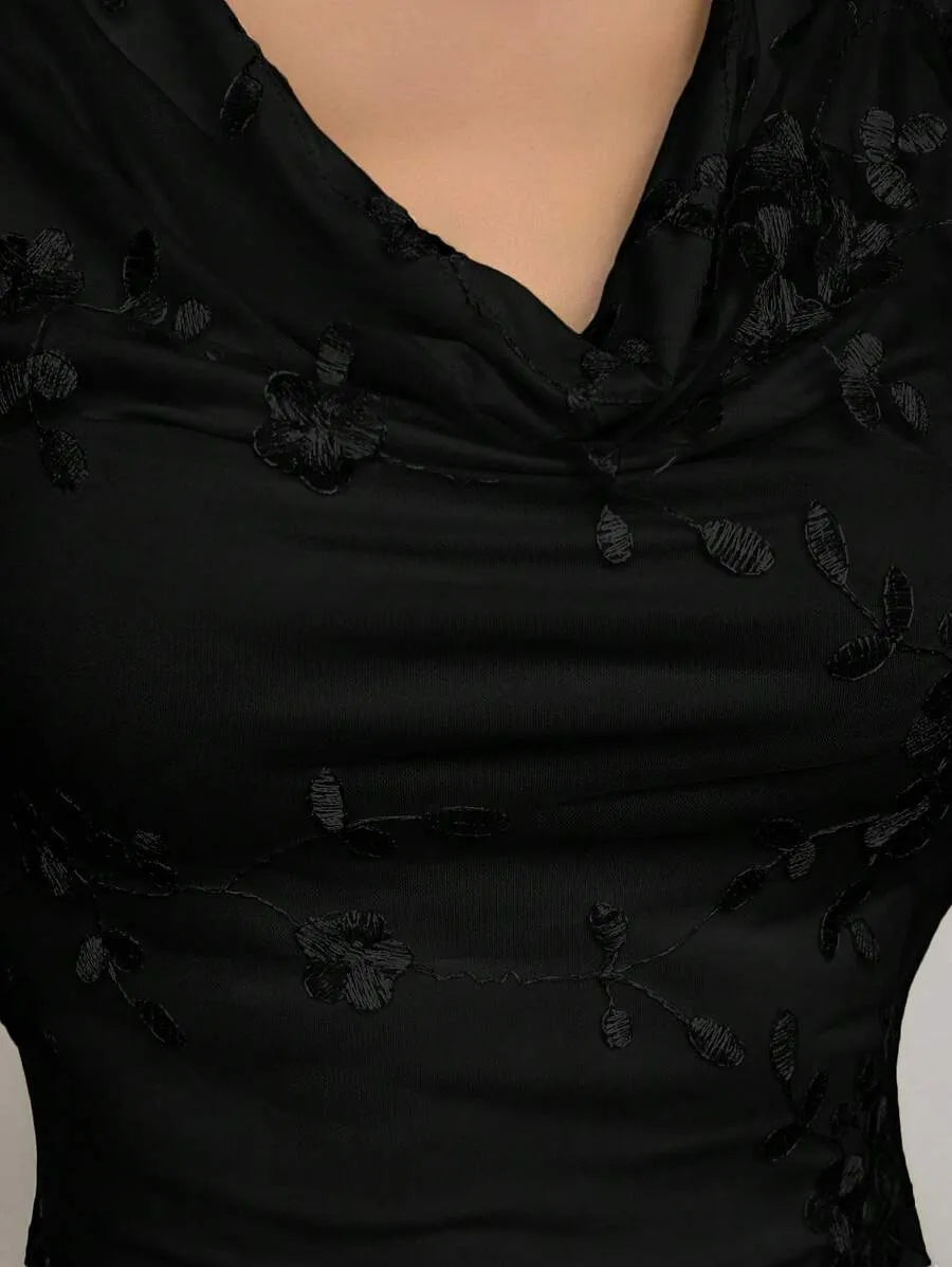 SHEIN Aloruh فستان نسائي أسود بطبقات متعددة وتطريز شبك مطوي على الرقبة