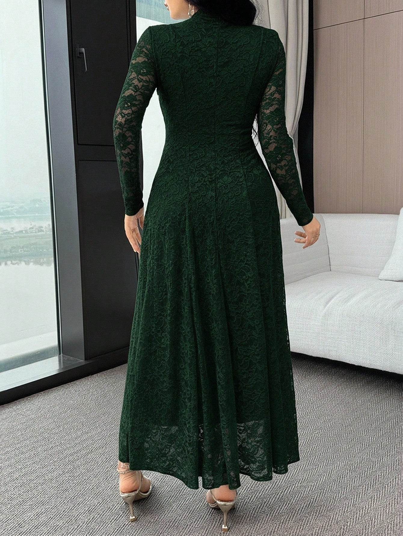 SHEIN Feyla فستان أنيق بلون أحادي دانتيل