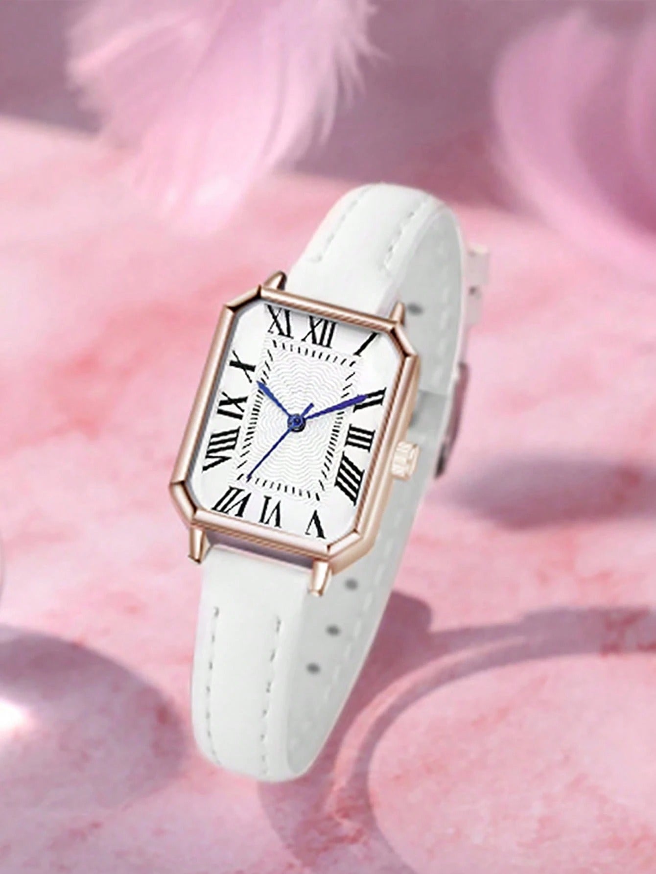 SHEIN ساعة نسائية كوارتز عتيقة بقرص مربع تصميم بسيط