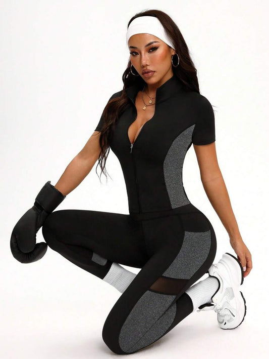 SHEIN طقم رياضي محبوك من قطعتين