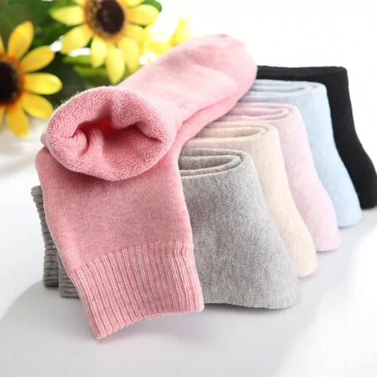 SHEIN 5 أزواج جوارب نسائية شتوية سميكة