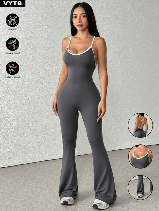 SHEIN بدلة رياضية قصيرة بدون أكمام وظهر مكشوف