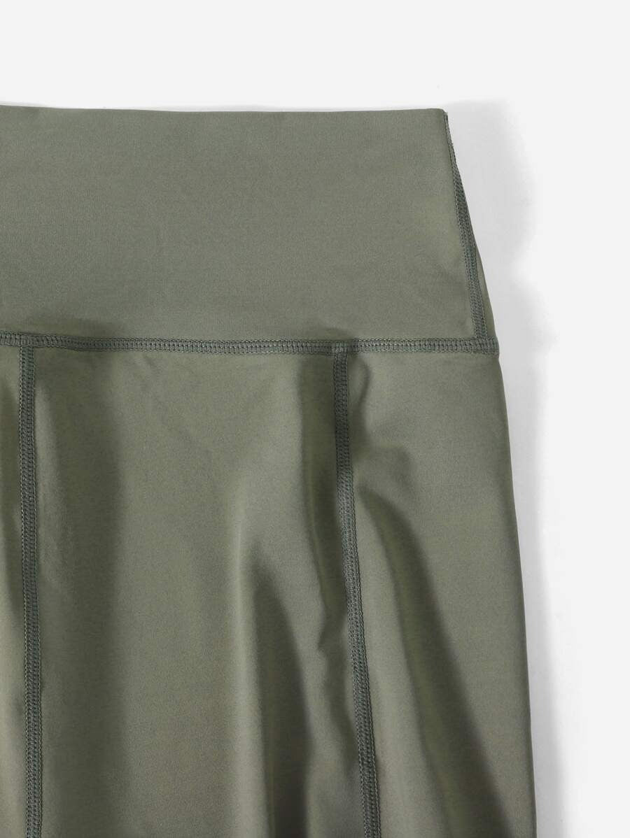 SHEIN طقم رياضي نسائي 3 قطع – أخضر عسكري